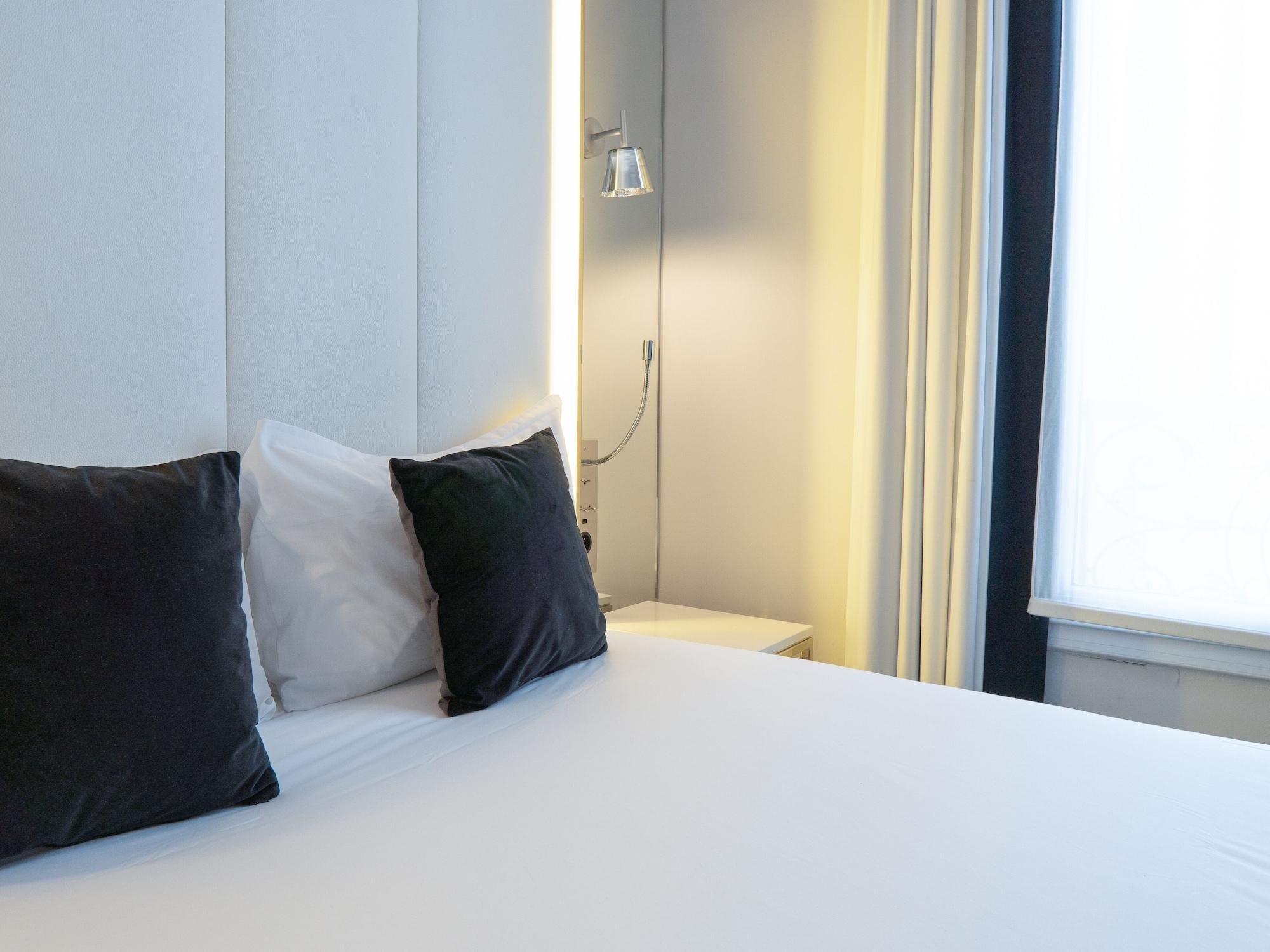 Nouvel Hotel Eiffel Paris Exterior photo